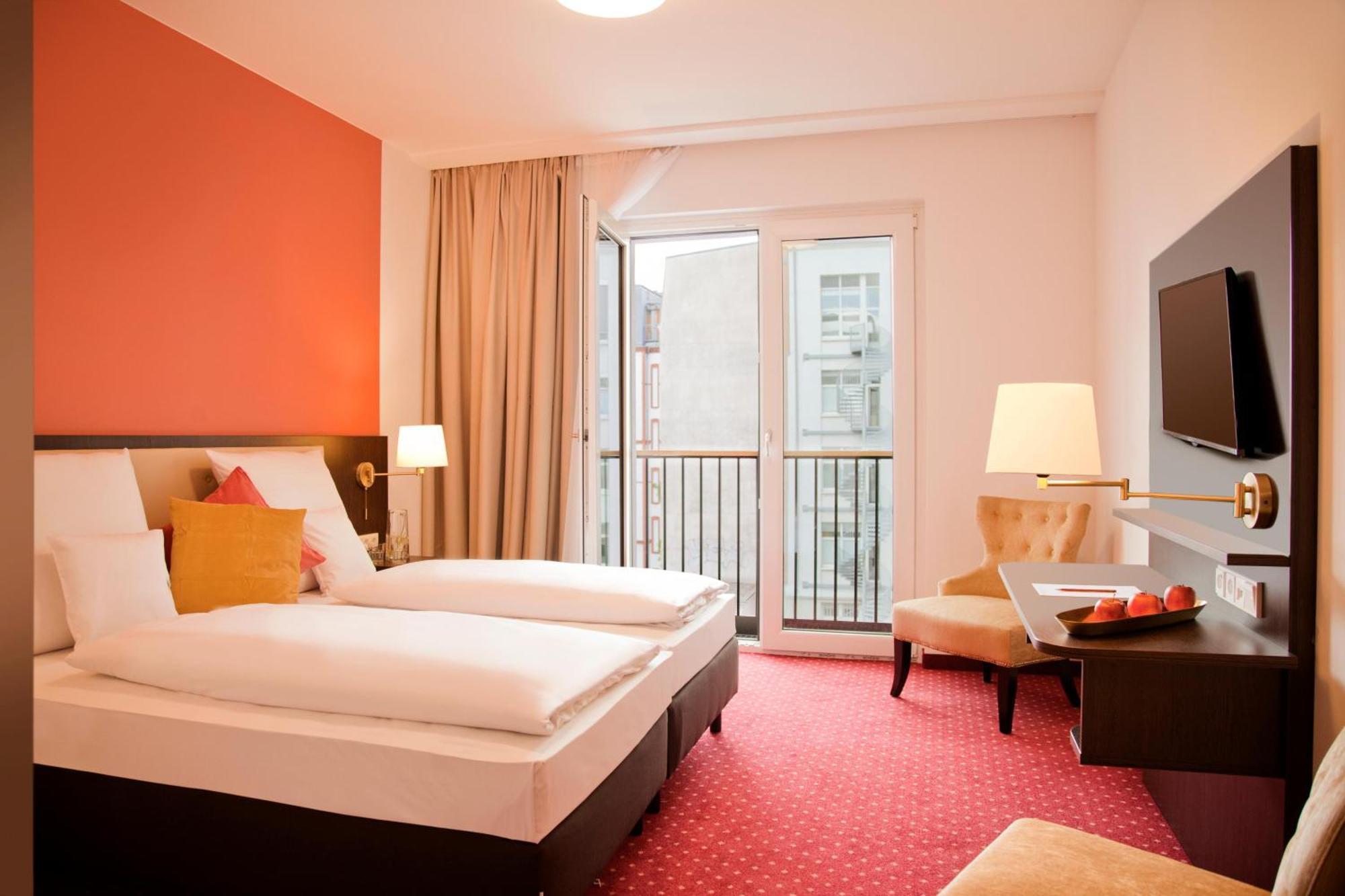 Gold Palais Hotel Berlin Exterior foto